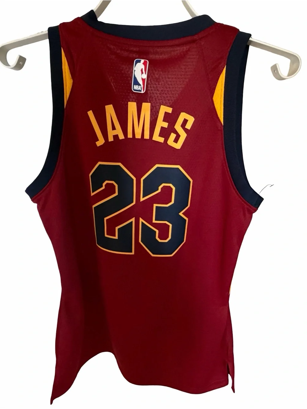 Nike LeBron James #23 Cleveland Cavaliers NBA Jersey Men’s M Size 40 Like New